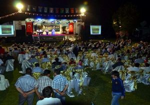 Hazar'da şiir rüzgarları esti